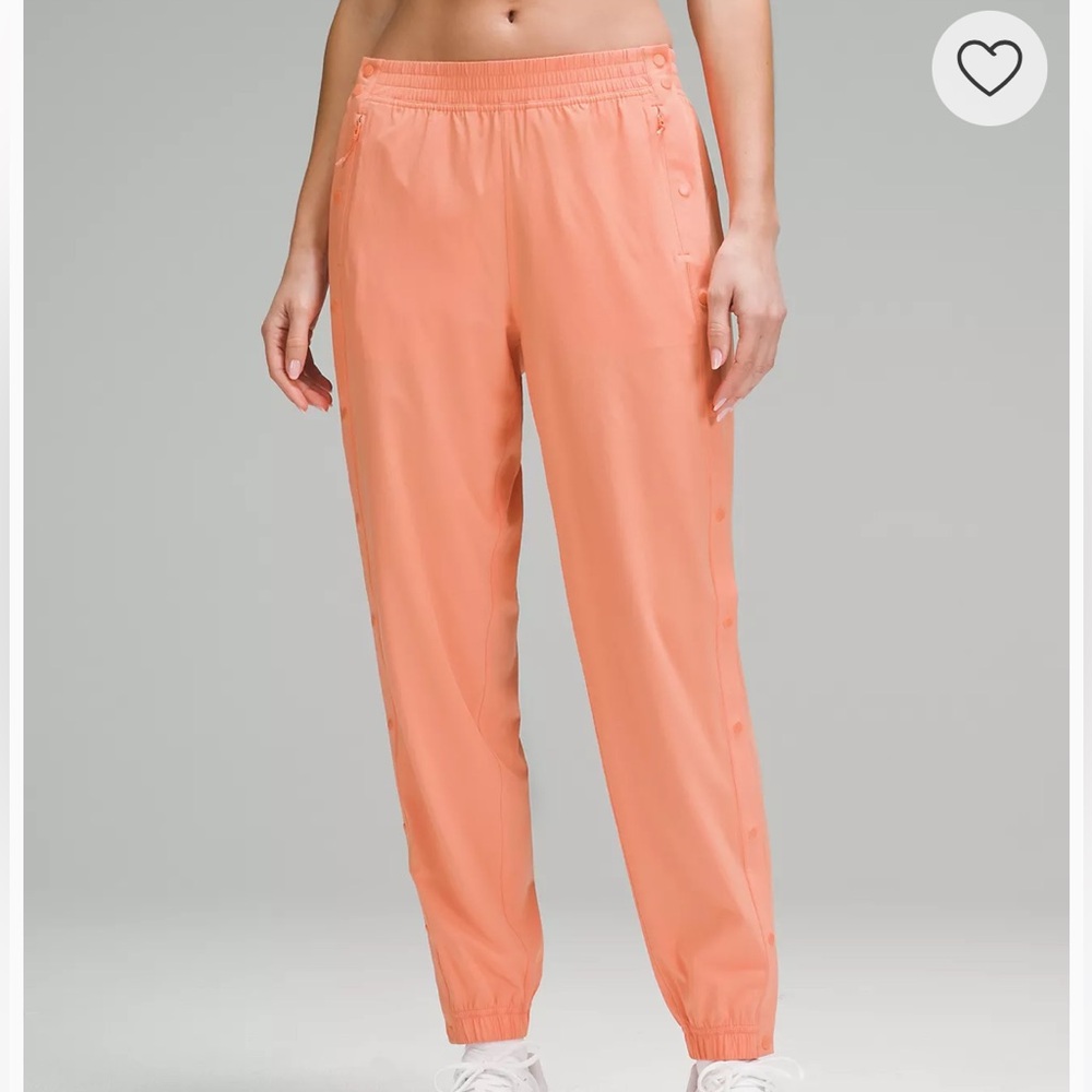 NWT Lululemon Tear-Away Midrise Track Pant